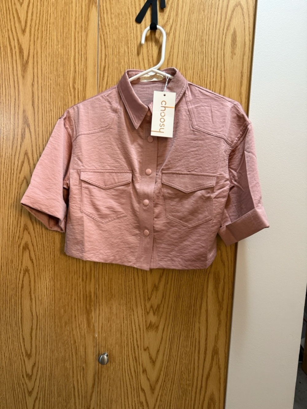 Choosü Dusty Rose Cropped Button-Up Top